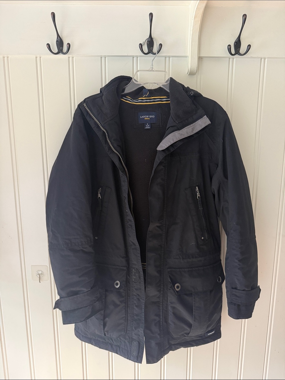 Lands' End Men's Black squall Coat S, 34-36